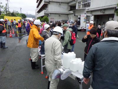 容器の重さ体験