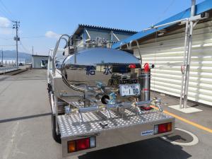 給水車