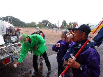 給水車から給水体験